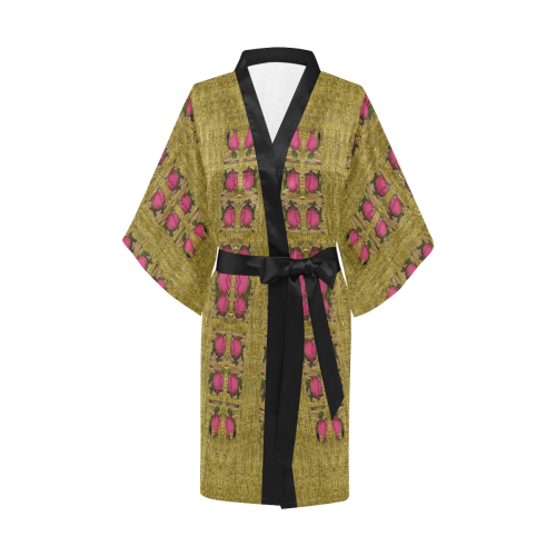Bloom in gold shine and you shall be strong Kimono Robe