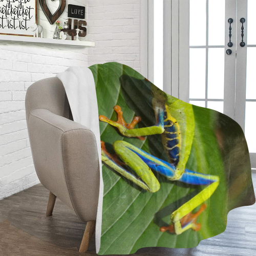 Tree Frog Climbing Leaf Ultra-Soft Micro Fleece Blanket 60"x80"