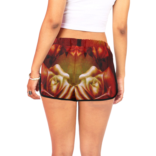 Wonderful red roses Women's All Over Print Relaxed Shorts (Model L19)