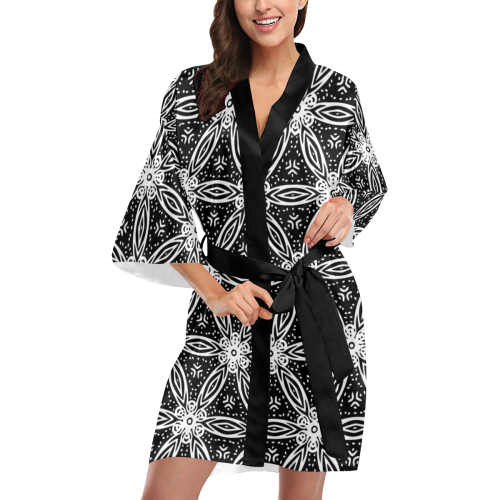 Black & White #2 Kimono Robe