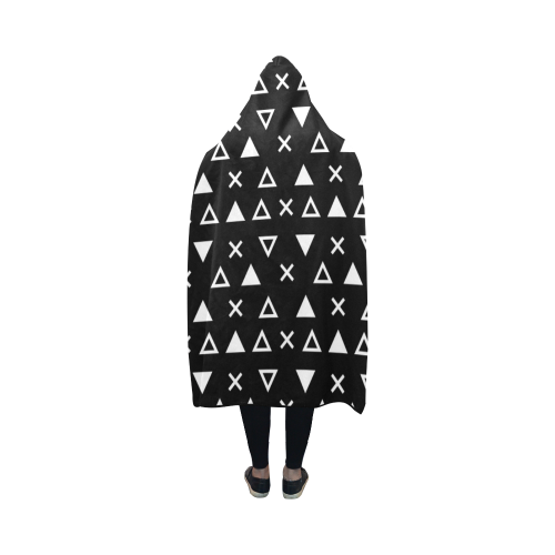 Geo Line Triangle Hooded Blanket 50''x40''