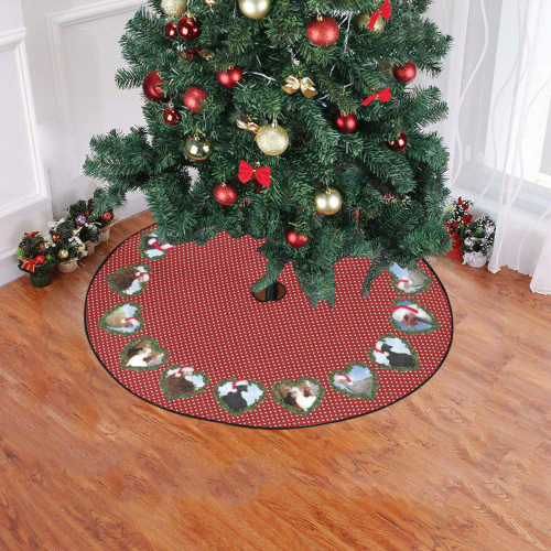 Christmas Chickens in Heart Wreaths Polka Dots Red Christmas Tree Skirt 47" x 47"