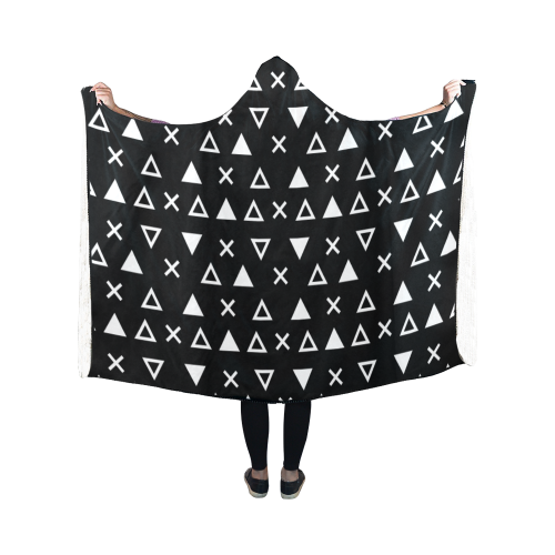 Geo Line Triangle Hooded Blanket 50''x40''