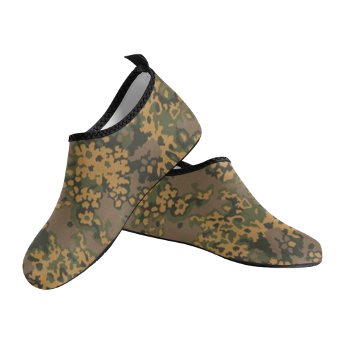German WWII Eichenlaub Fall camouflage Men's Slip-On Water Shoes (Model 056)