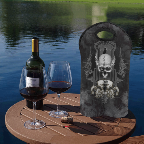 Skull with crow in black and white 2-Bottle Neoprene Wine Bag
