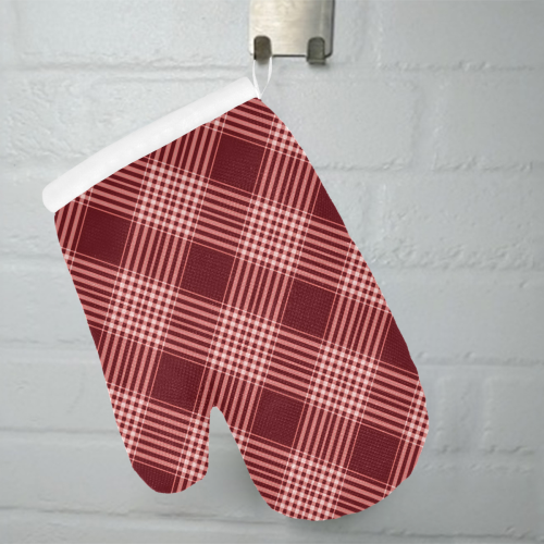 Red And White Plaid Oven Mitt