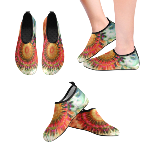 Magic Fractal Flower - Psychedelic Magenta Red Women's Slip-On Water Shoes (Model 056)
