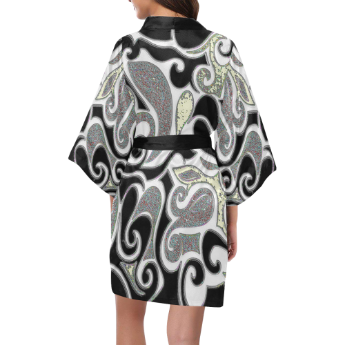 retro swirl doodle in black and white Kimono Robe