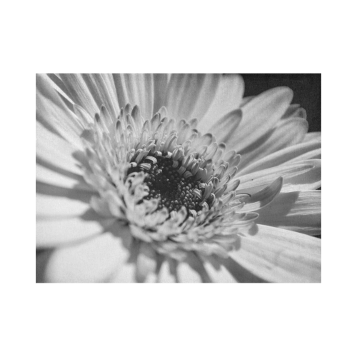 Black & White Gebera Placemat 14’’ x 19’’ (Set of 6)