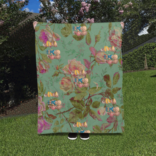 Hooping in the Rose Garden Quilt 40"x50"
