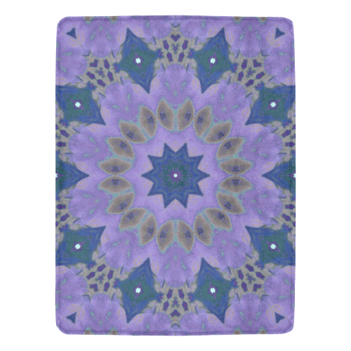 Mandala in purple Ultra-Soft Micro Fleece Blanket 60"x80"