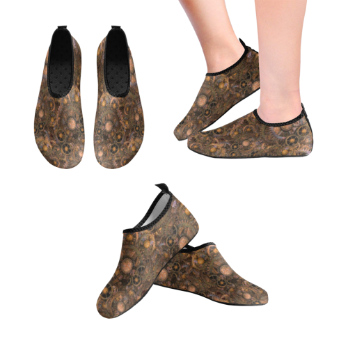 Steampunk Cogs Women's Slip-On Water Shoes (Model 056)