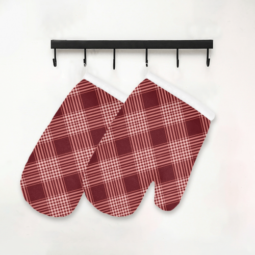 Red And White Plaid Oven Mitt (Two Pieces)