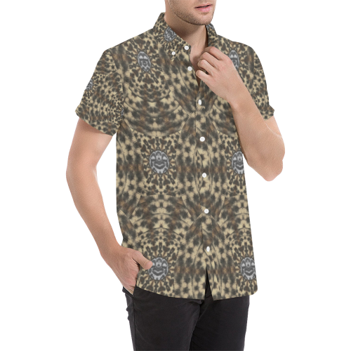 I am big cat with sweet catpaws decorative Men's All Over Print Short Sleeve Shirt (Model T53)