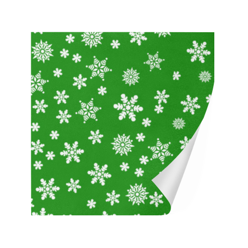 Christmas White Snowflakes on Green Gift Wrapping Paper 58"x 23" (5 Rolls)